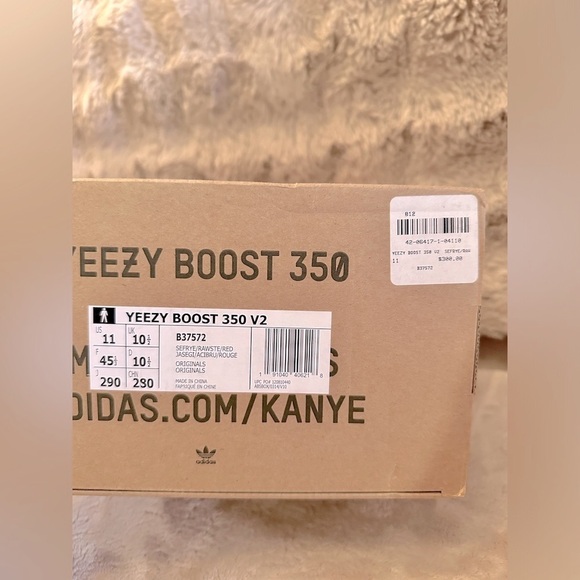 Adidas Yeezy 350 Boost V2 Non reflective Grey White Running Shoes 11 - Picture 10 of 11